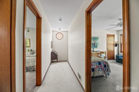 11 Aspen Circle Edison NJ 08820