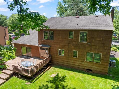 11 Aspen Circle Edison NJ 08820