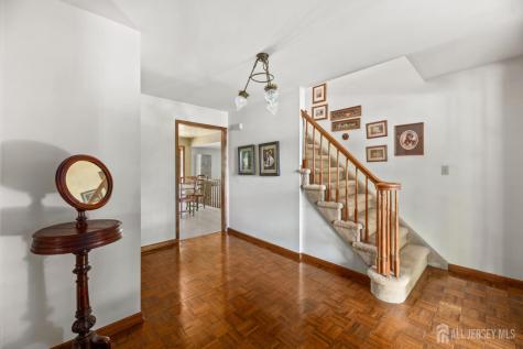 11 Aspen Circle Edison NJ 08820