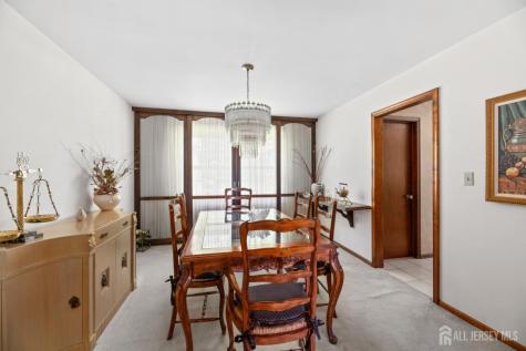 11 Aspen Circle Edison NJ 08820