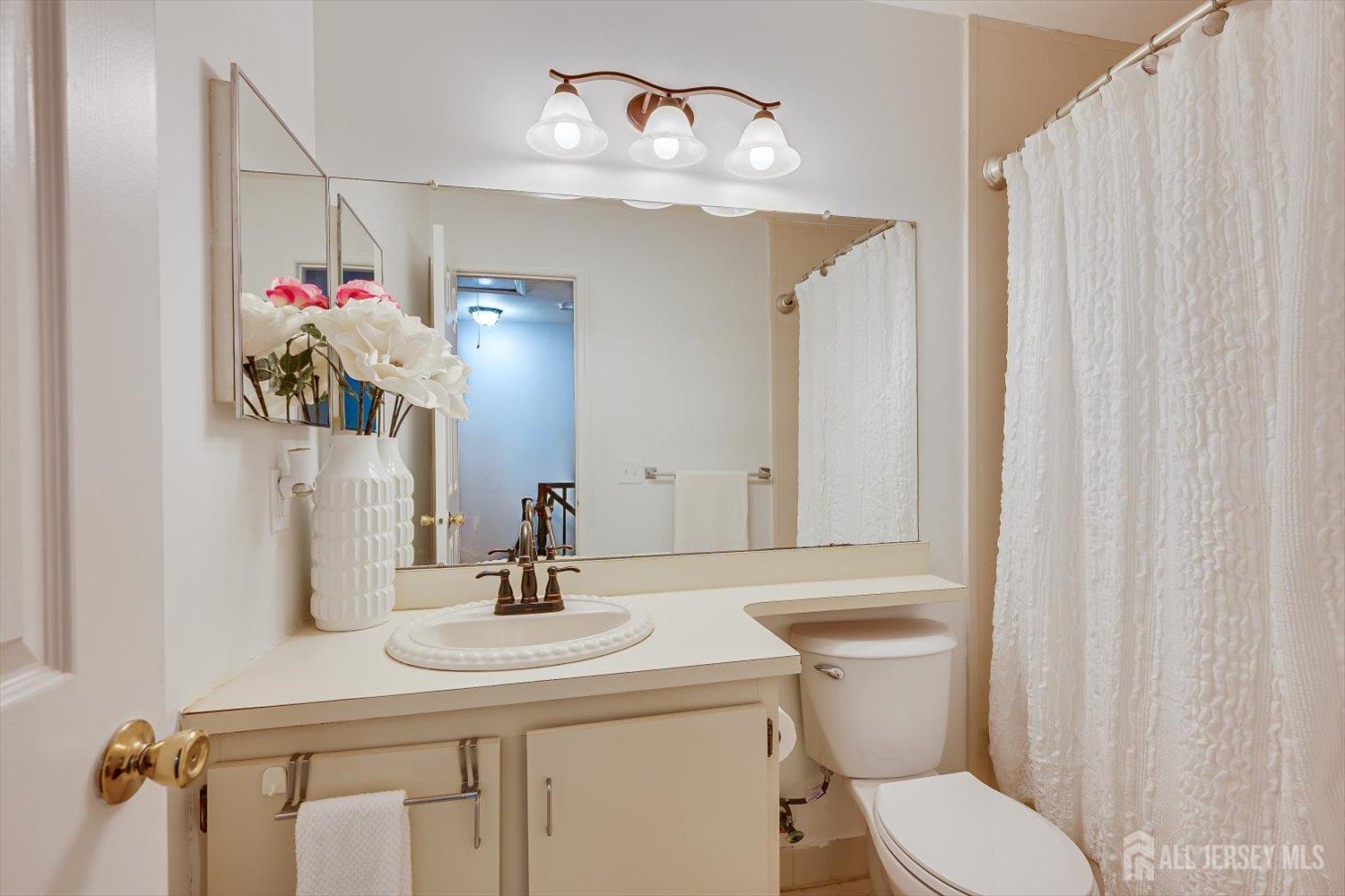26 Townsend Court Franklin NJ 08823