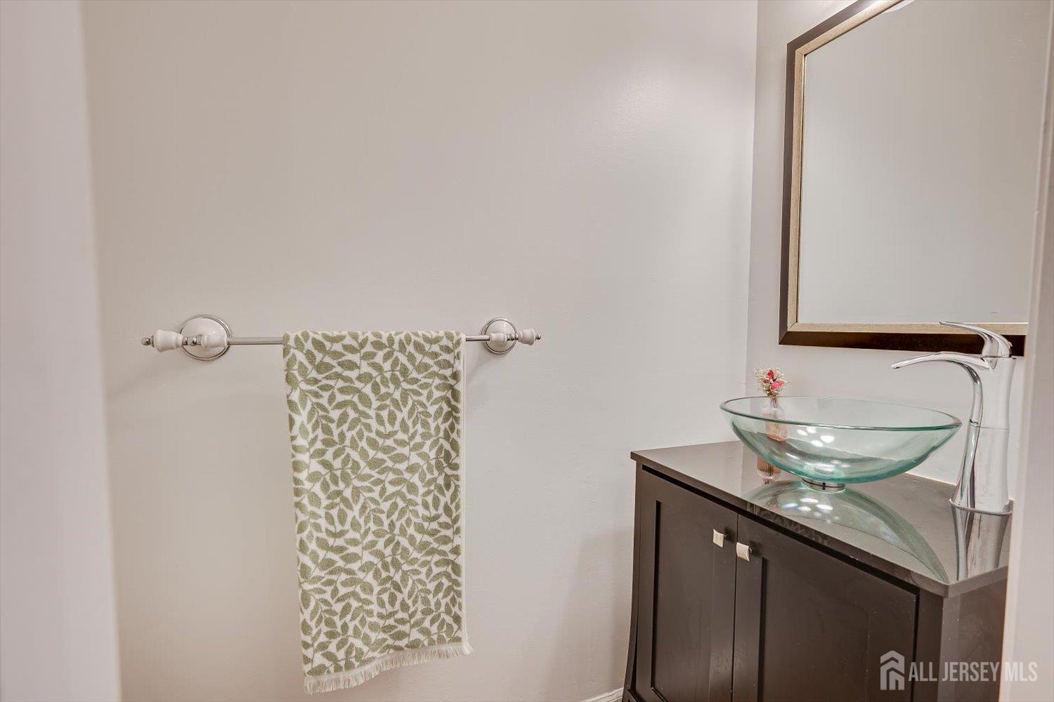 26 Townsend Court Franklin NJ 08823