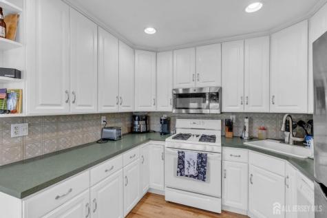 61 Cypress Drive Colonia NJ 07067
