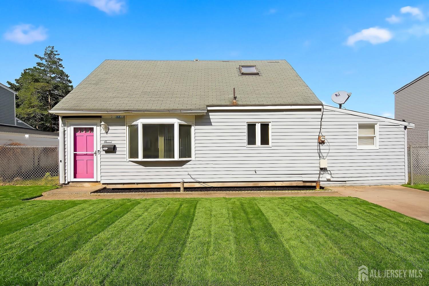 11 Kendall Drive Parlin NJ 08859