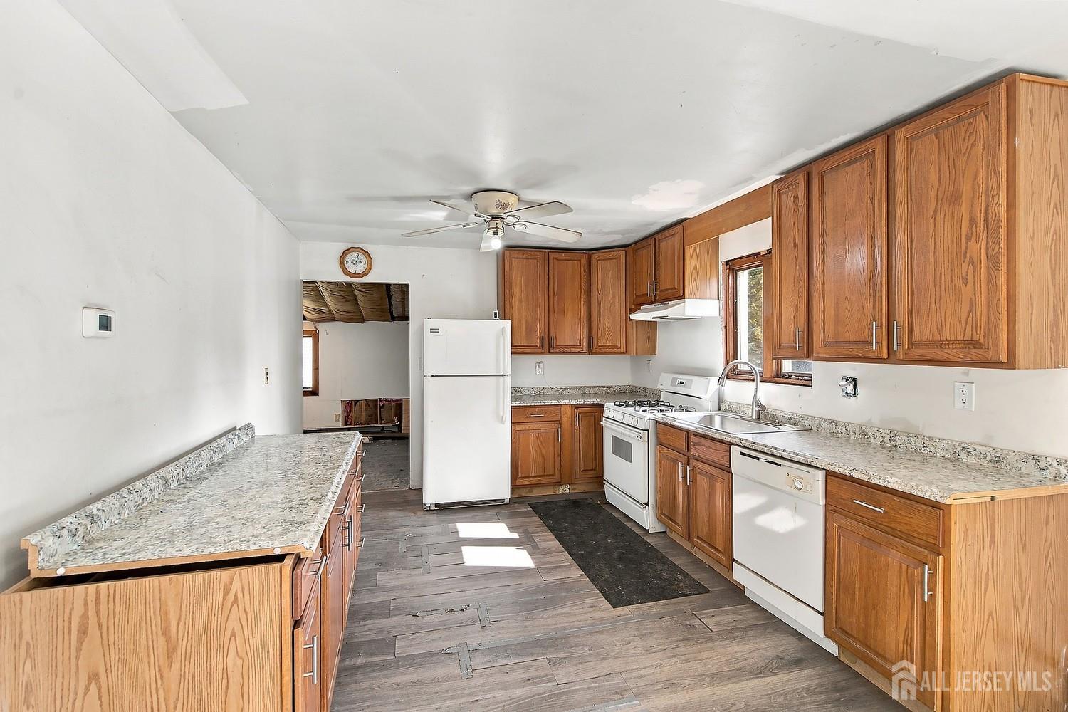11 Kendall Drive Parlin NJ 08859