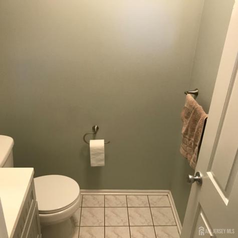 7 Sierra Court Sayreville NJ 08872