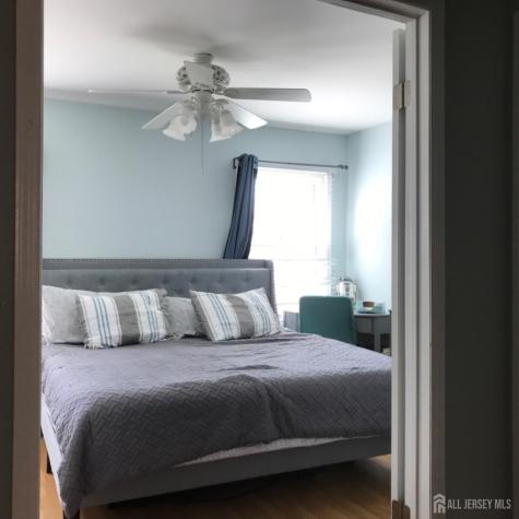 7 Sierra Court Sayreville NJ 08872