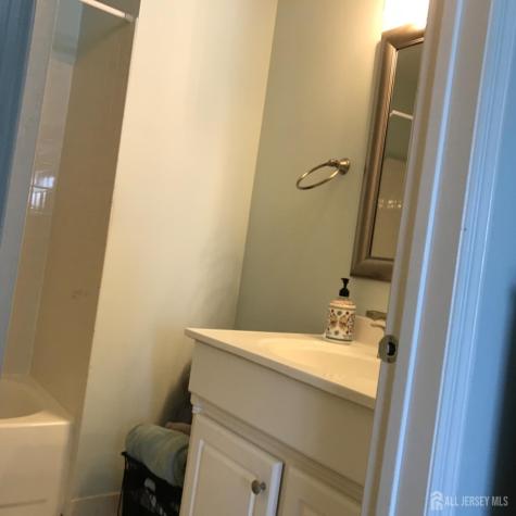 7 Sierra Court Sayreville NJ 08872