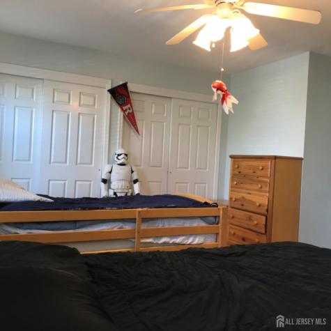 7 Sierra Court Sayreville NJ 08872