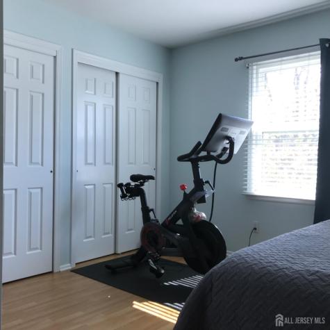 7 Sierra Court Sayreville NJ 08872