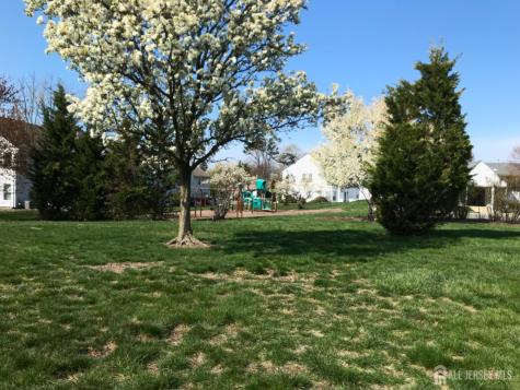 7 Sierra Court Sayreville NJ 08872