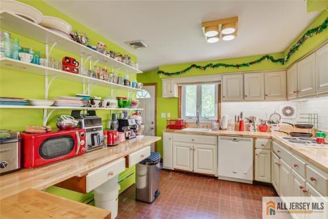 468 Gorham Avenue Woodbridge Proper NJ 07095