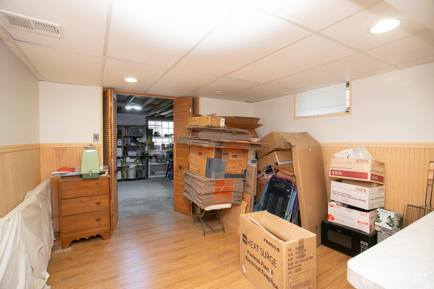 25 Huntington Road Edison NJ 08820