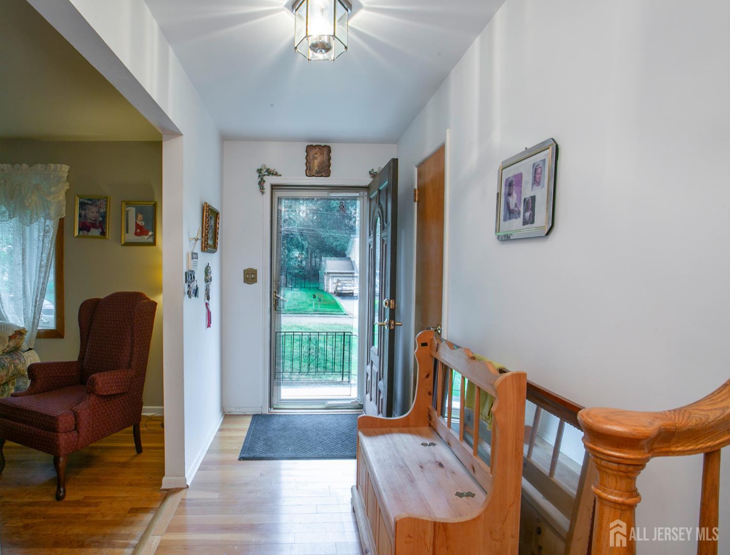 25 Huntington Road Edison NJ 08820