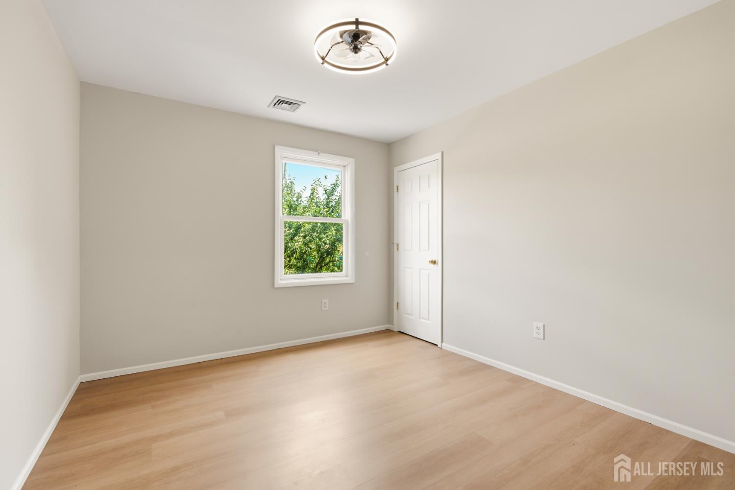 945 Lincoln Boulevard Middlesex NJ 08846
