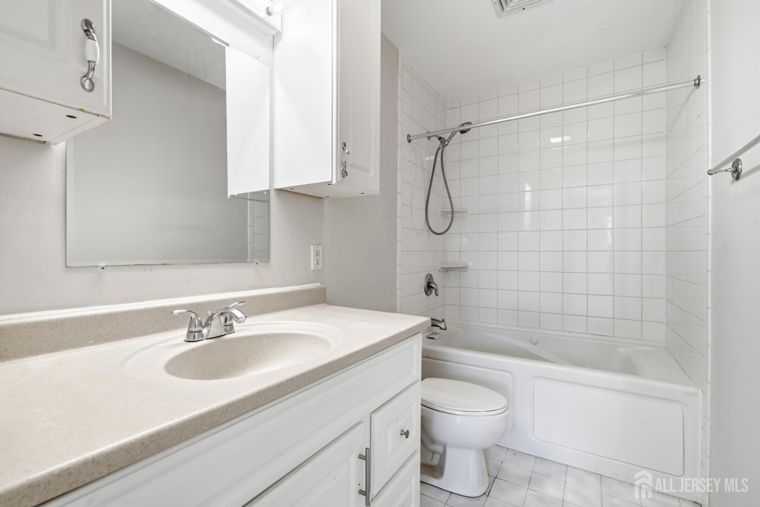 945 Lincoln Boulevard Middlesex NJ 08846