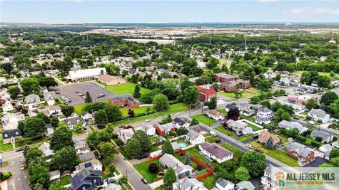 42 Plainfield Avenue Edison NJ 08817