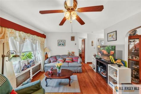42 Plainfield Avenue Edison NJ 08817