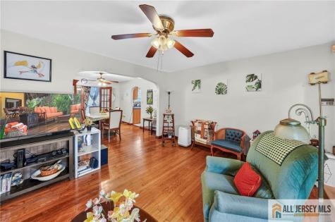 42 Plainfield Avenue Edison NJ 08817