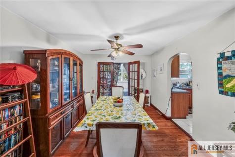 42 Plainfield Avenue Edison NJ 08817