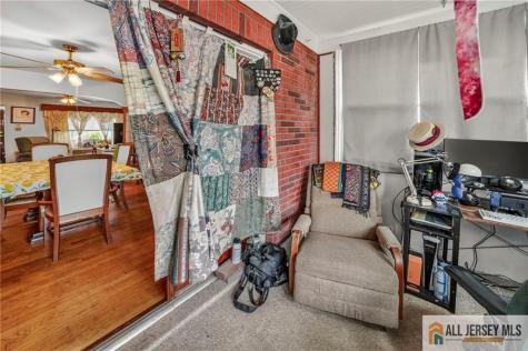 42 Plainfield Avenue Edison NJ 08817