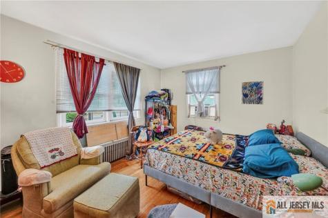 42 Plainfield Avenue Edison NJ 08817