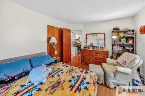 42 Plainfield Avenue Edison NJ 08817
