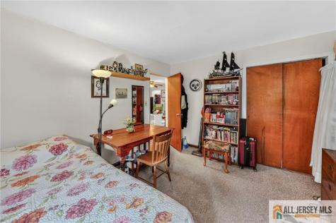 42 Plainfield Avenue Edison NJ 08817