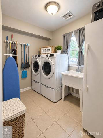 133 Stout Avenue Middlesex NJ 08846