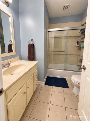 133 Stout Avenue Middlesex NJ 08846