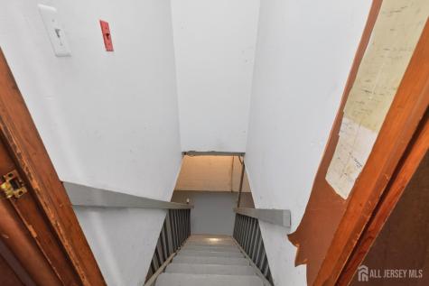 153 8th Street Piscataway NJ 08854