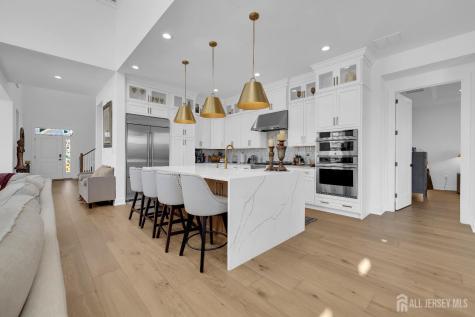 72 Ross Lane Cranbury NJ 08512