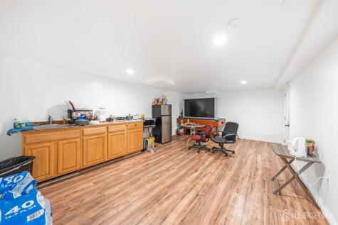 278 North Drive North Plainfield NJ 07060
