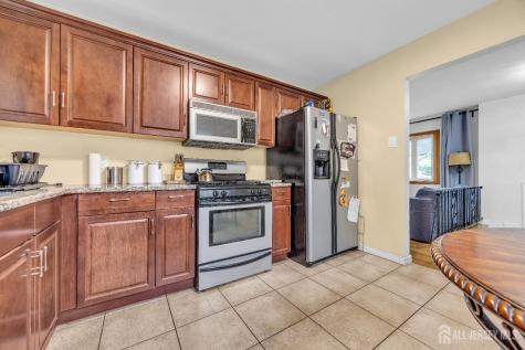 396 S 7th Avenue S Highland Park NJ 08904