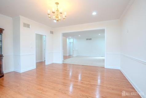 6 Byrne Court Monroe NJ 08831