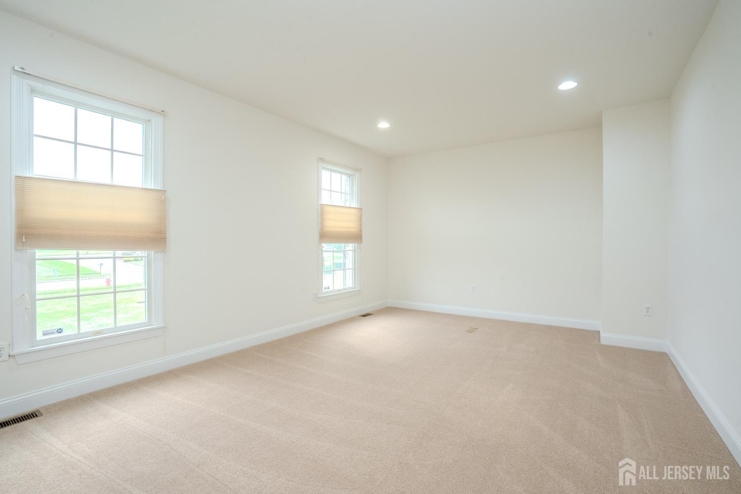 6 Byrne Court Monroe NJ 08831