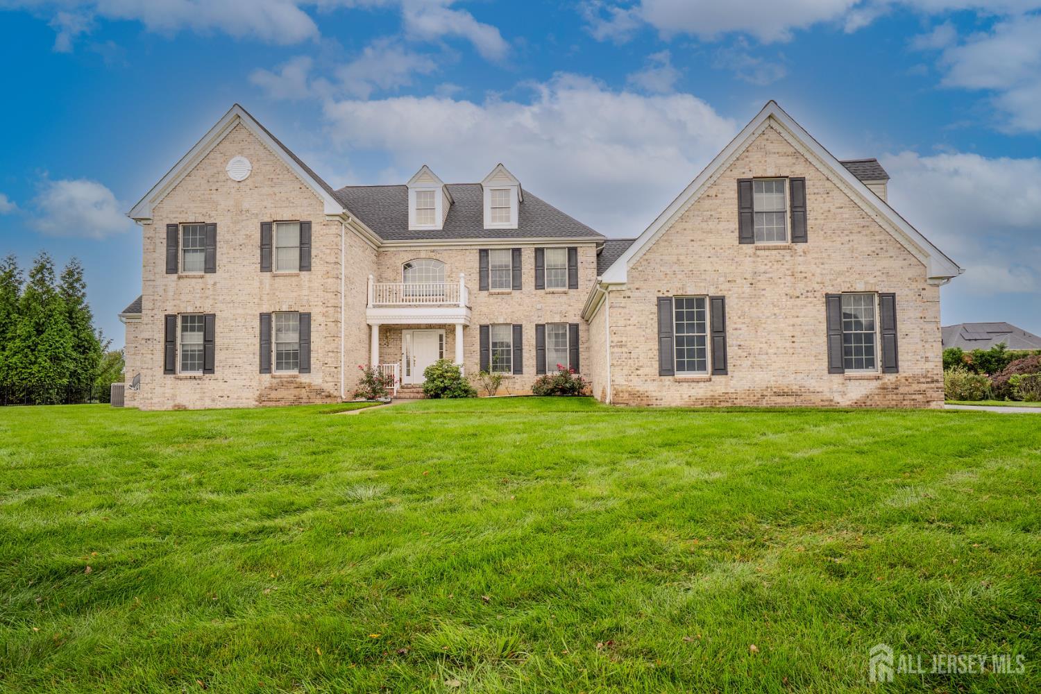 6 Byrne Court Monroe NJ 08831