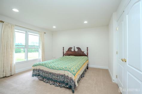 6 Byrne Court Monroe NJ 08831