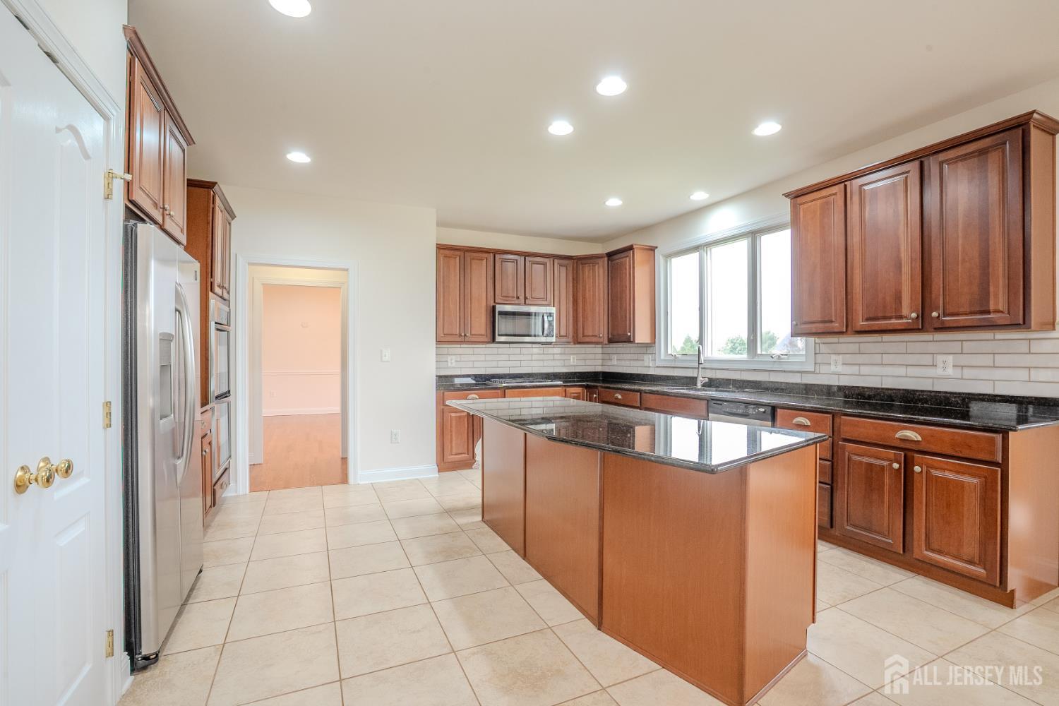 6 Byrne Court Monroe NJ 08831