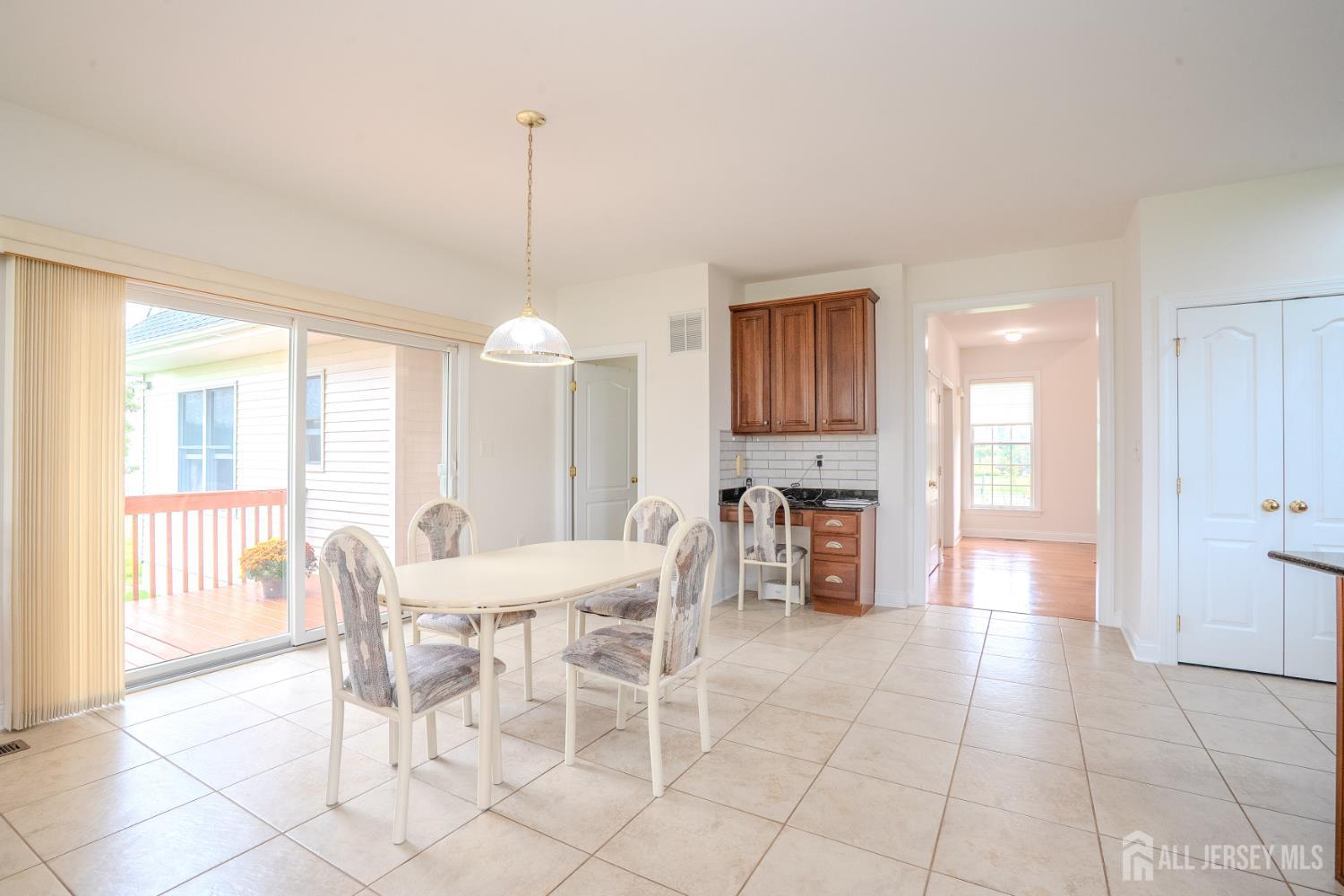 6 Byrne Court Monroe NJ 08831