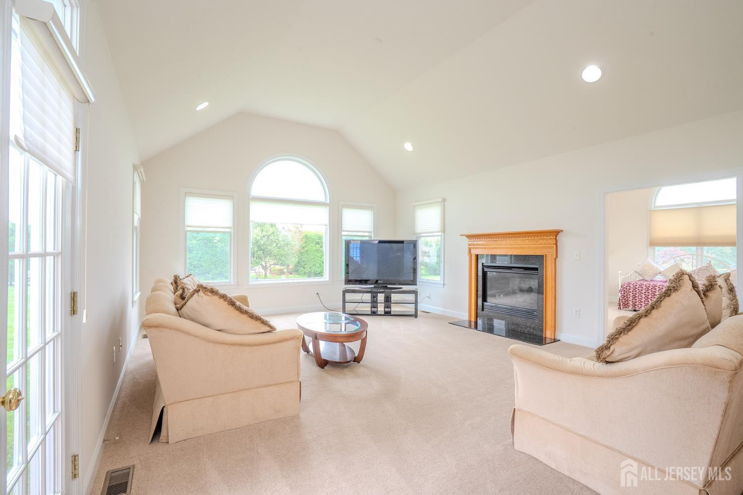 6 Byrne Court Monroe NJ 08831