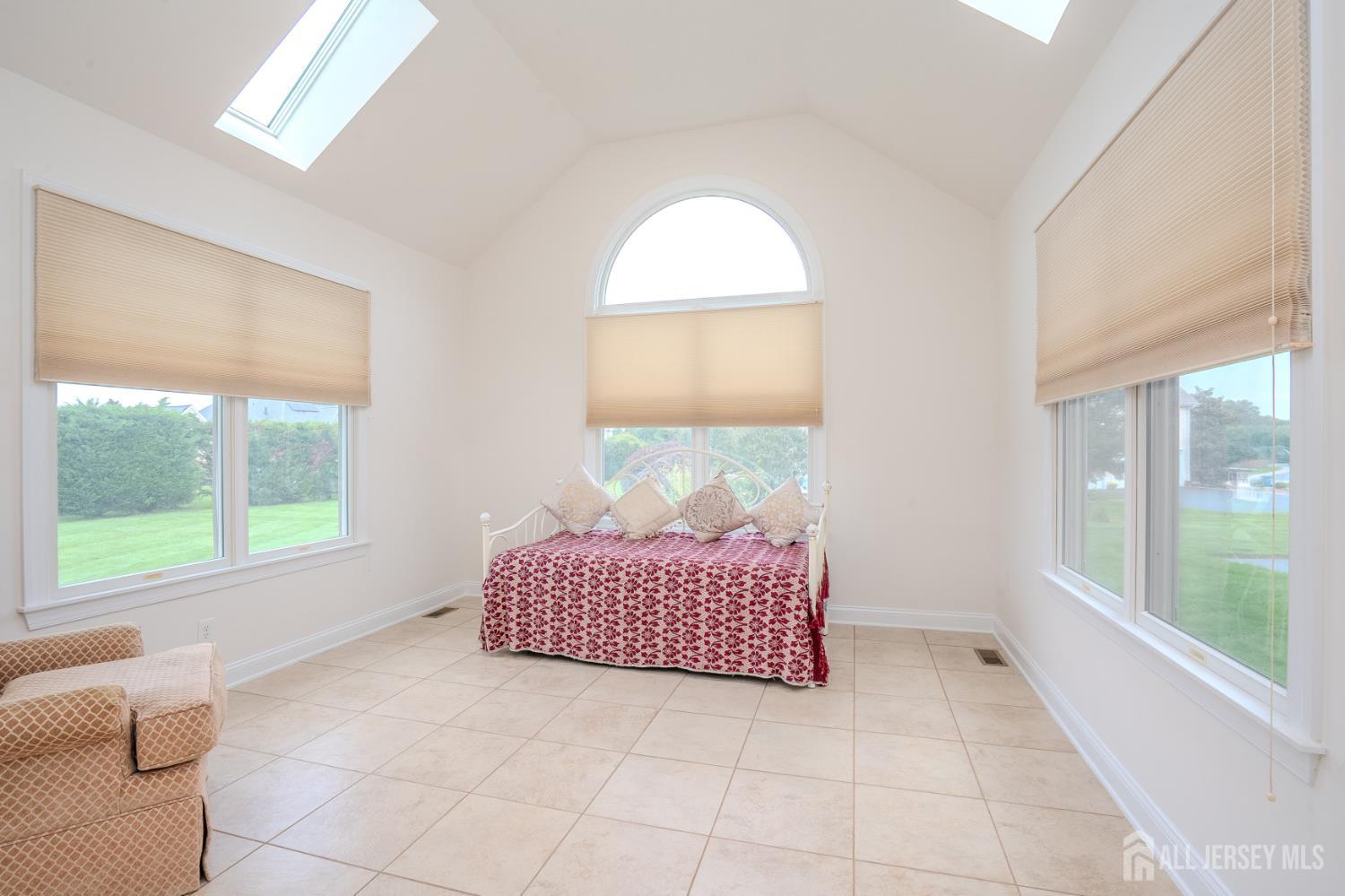 6 Byrne Court Monroe NJ 08831