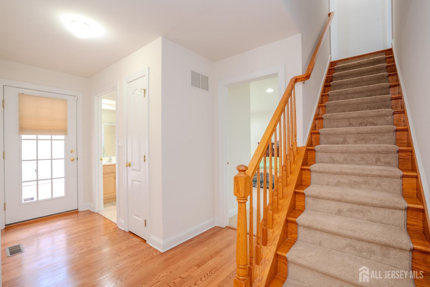 6 Byrne Court Monroe NJ 08831
