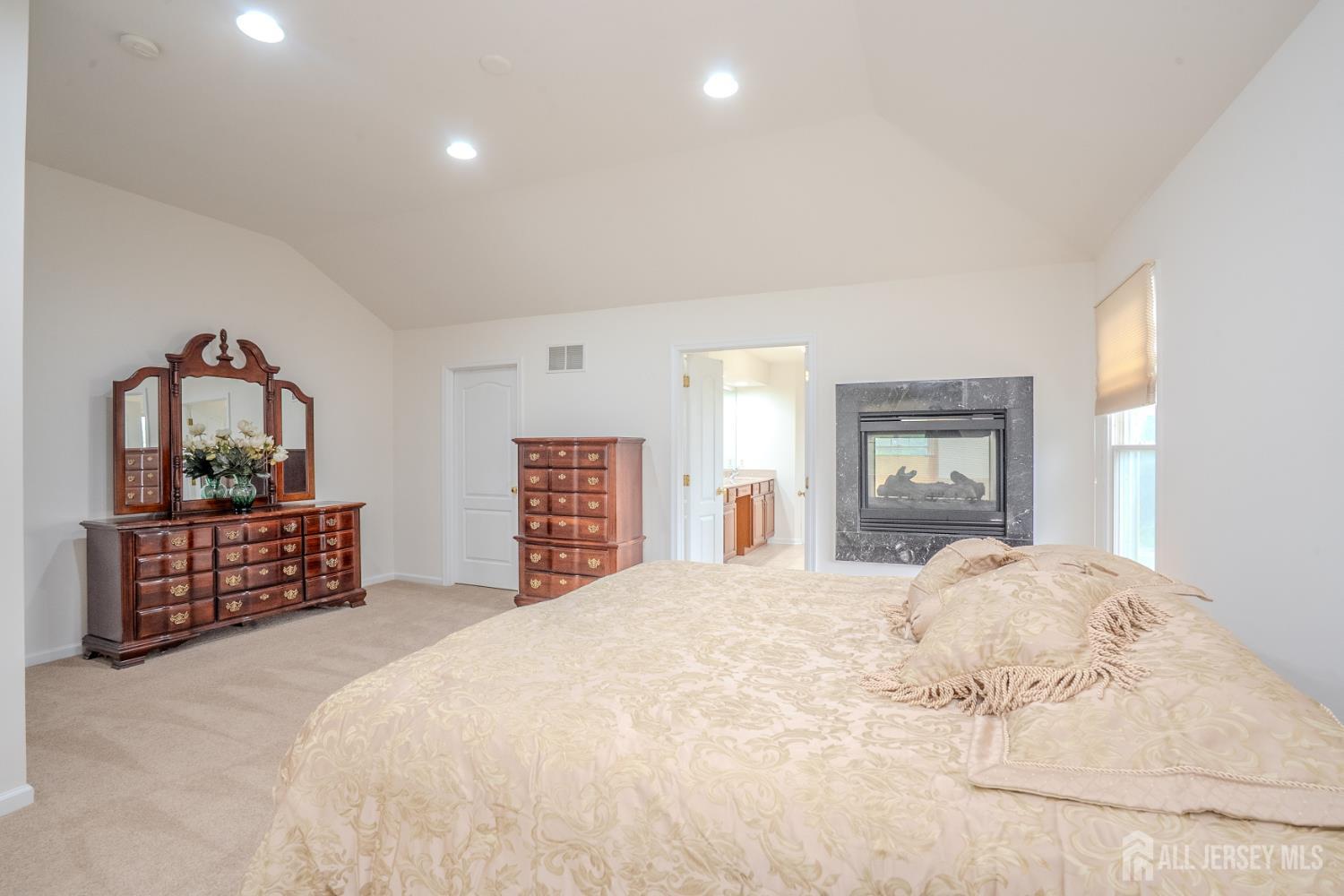6 Byrne Court Monroe NJ 08831