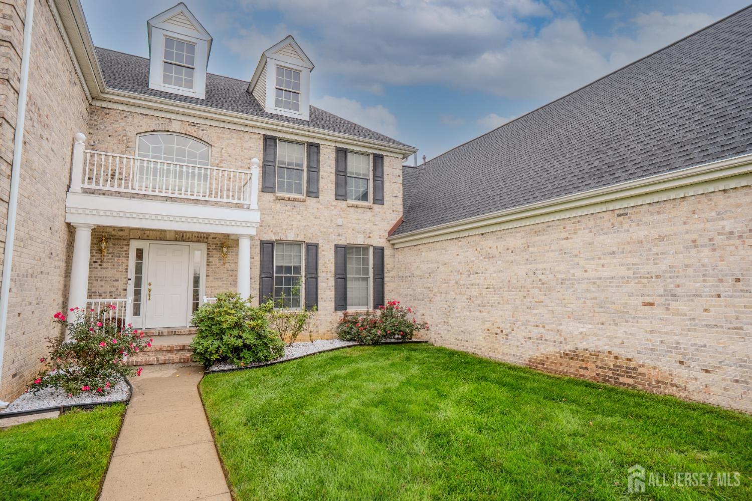 6 Byrne Court Monroe NJ 08831