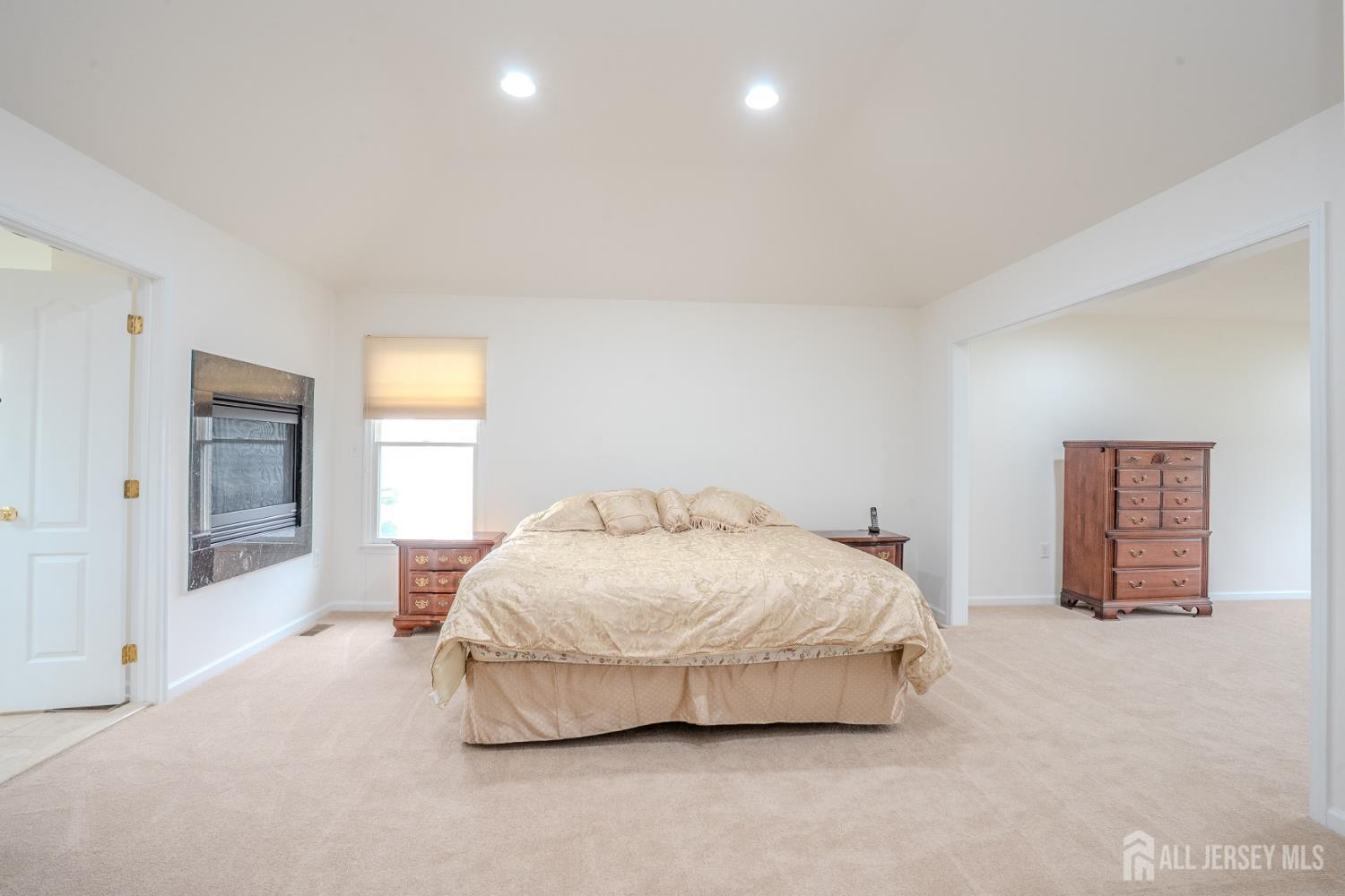 6 Byrne Court Monroe NJ 08831