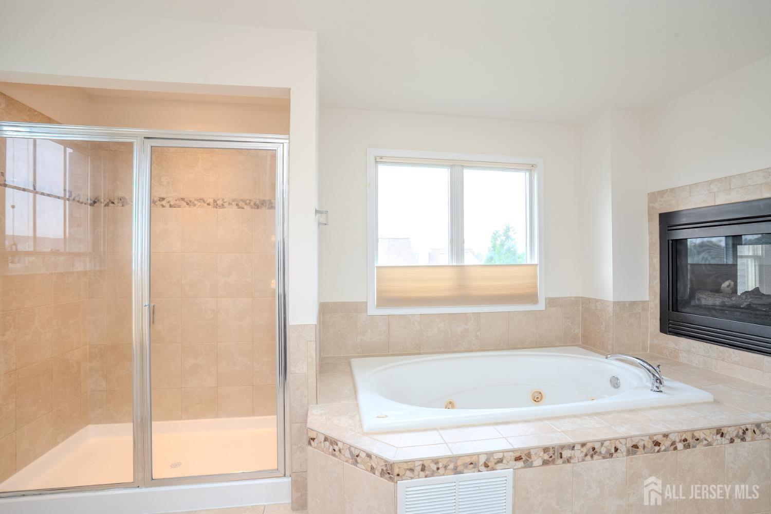 6 Byrne Court Monroe NJ 08831