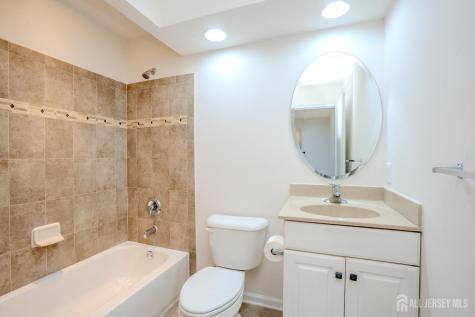 6 Byrne Court Monroe NJ 08831