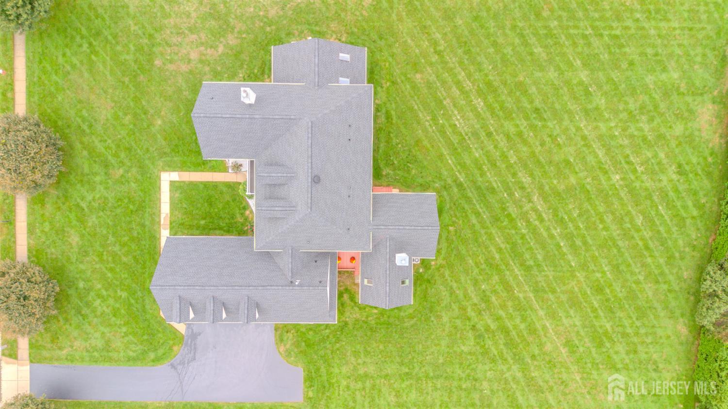 6 Byrne Court Monroe NJ 08831