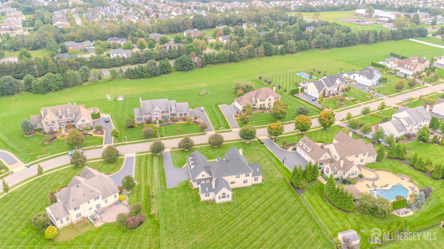 6 Byrne Court Monroe NJ 08831